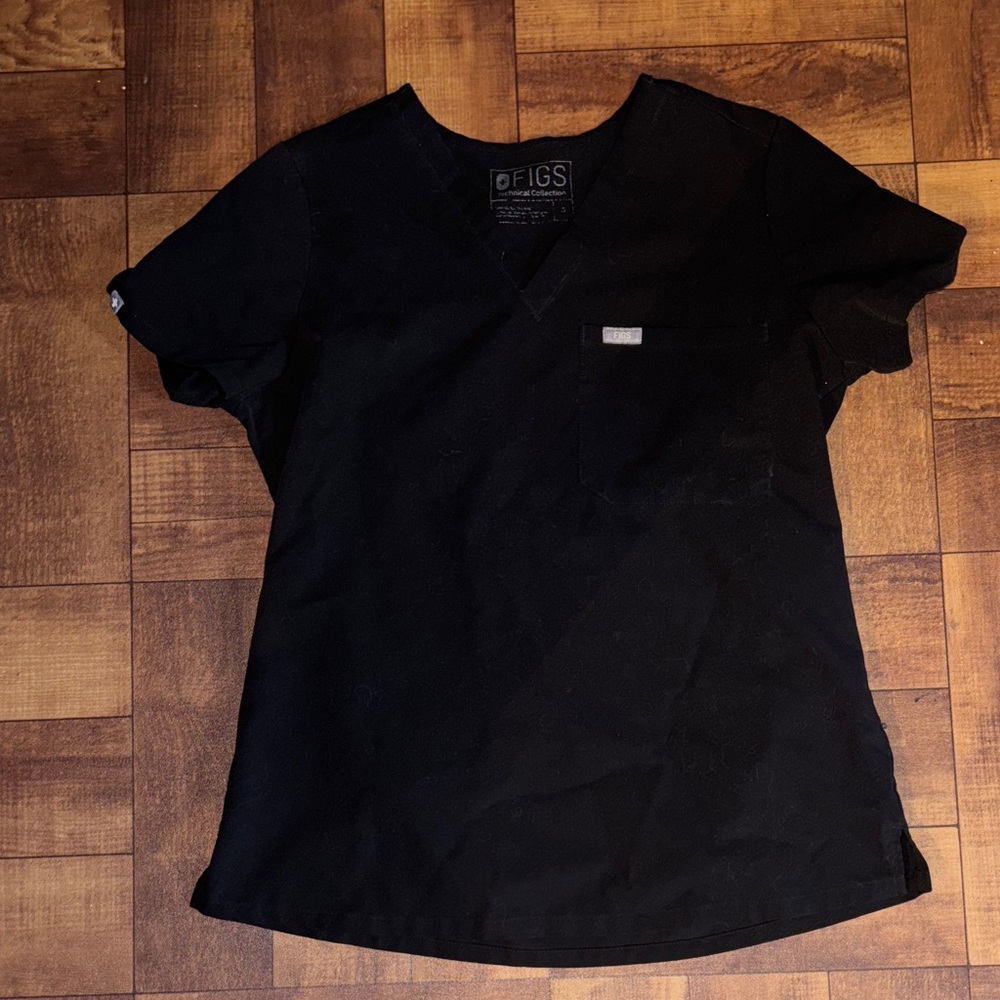 FIGS Black V-neck Scrub Top